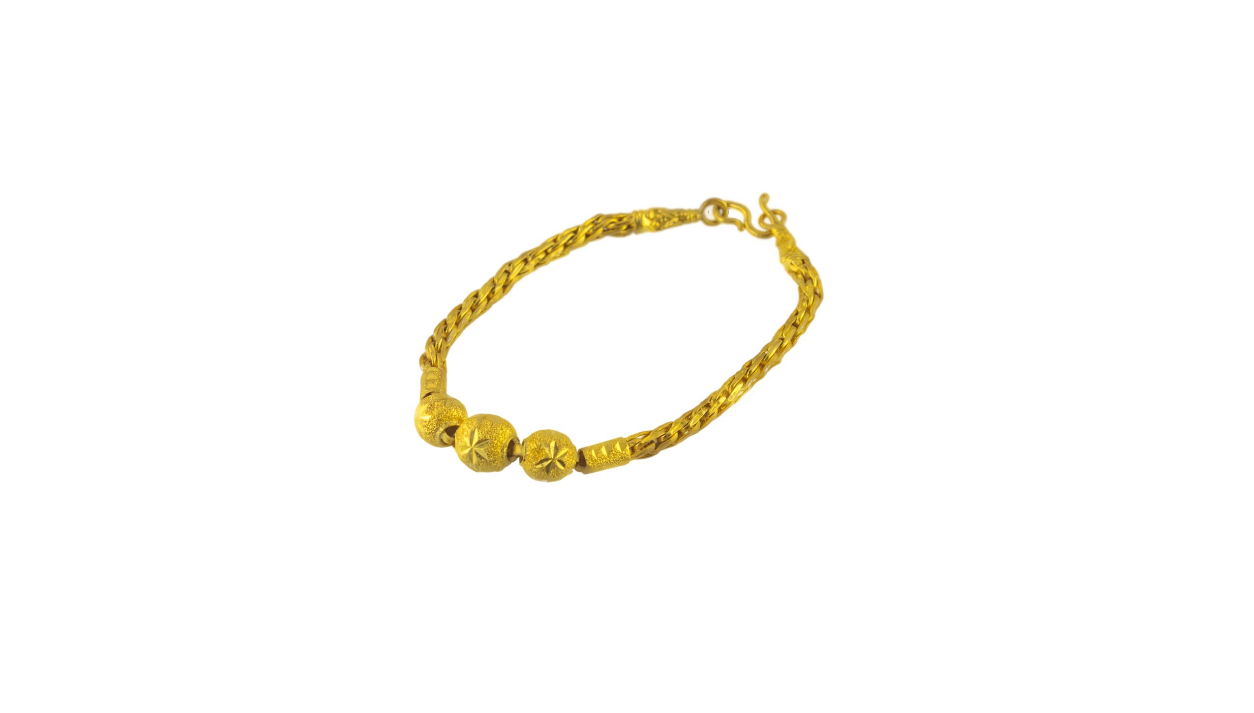 Elegant Gold Bracelet